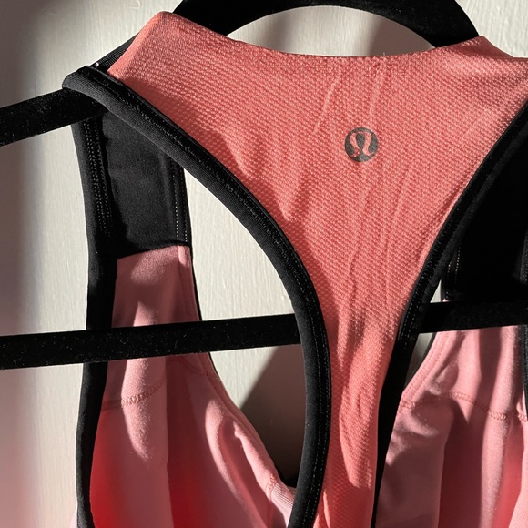 Lululemon sport top - Picture 2 of 4